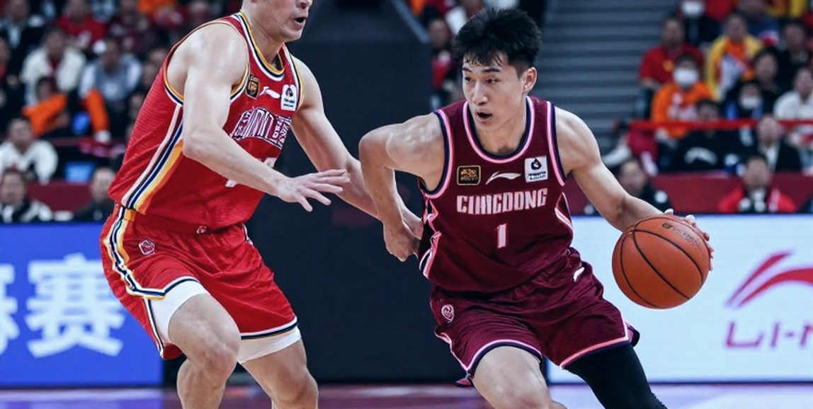 Án phạt treo giò cả mùa của trợ lý HLV Paul Du: Tranh cãi về tính tương xứng trong bóng rổ nữ UAAP Án phạt treo giò cả mùa của trợ lý HLV Paul Du: Tranh cãi về tính tương xứng trong bóng rổ nữ UAAP