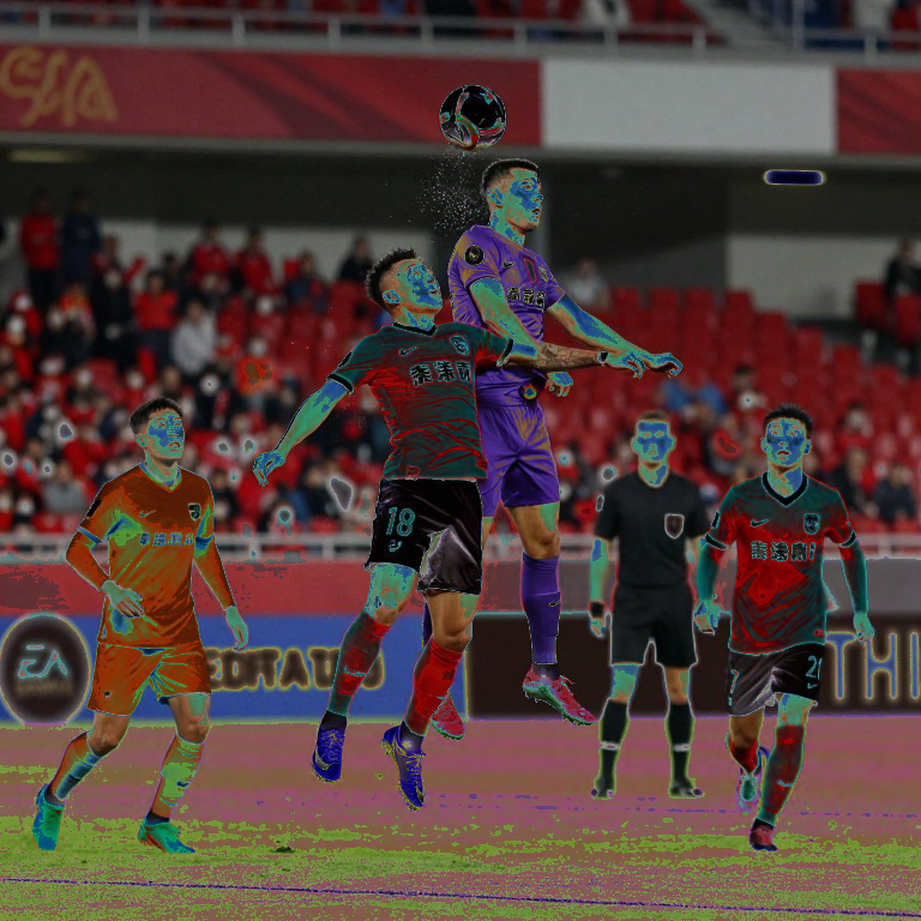 Ronaldo đại chiến Haaland: Ranh giới mong manh giữa thương hiệu và thực tế chiến thuật Ronaldo đại chiến Haaland: Ranh giới mong manh giữa thương hiệu và thực tế chiến thuật