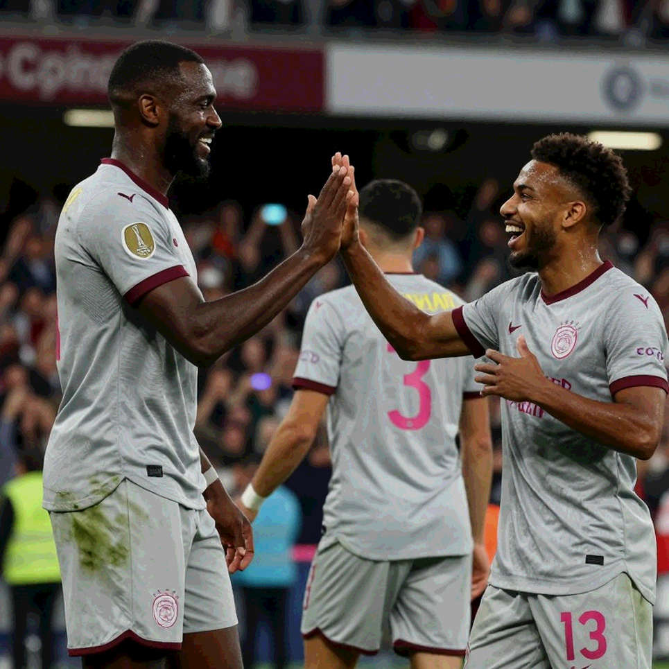 Bên trong bản hợp đồng 100 triệu bảng của Jack Grealish: Man City trả bằng thời gian, không bằng tiền mặt