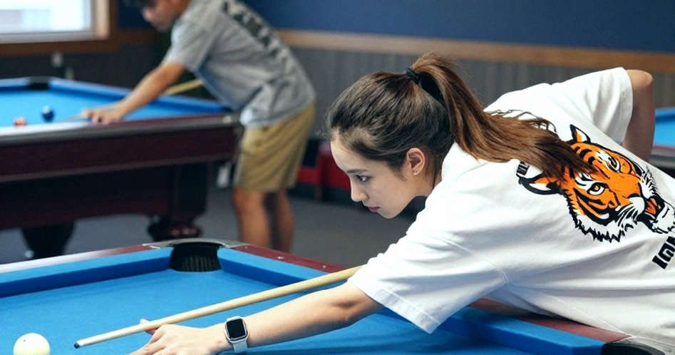 Vòng loại International Championship: Crowley và Brown gục ngã ở khung quyết định
