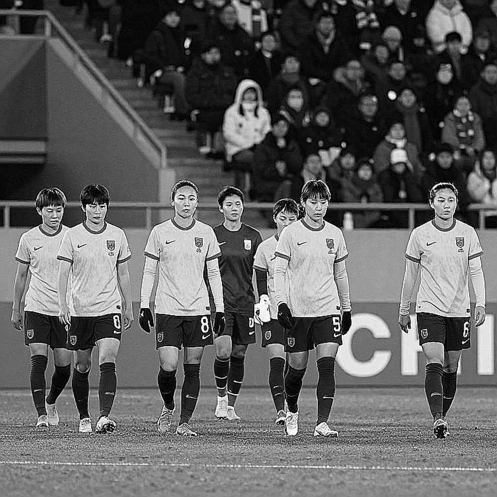 Phút 67 tại Como: Bruno Fernandes, Michael Carrick và lỗ hổng nằm giữa hai câu nói