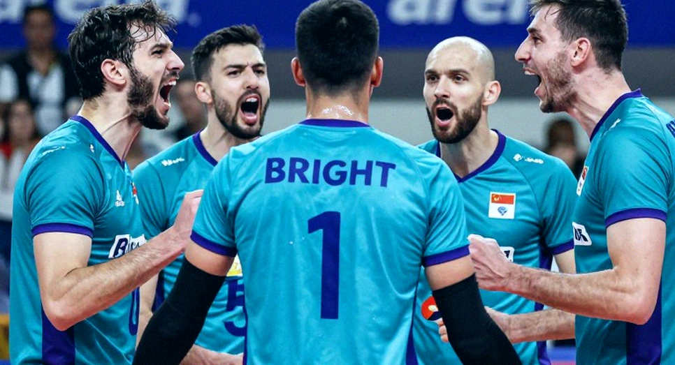 Bàn chân trái của Miyaichi và vết nứt 2-0 của Marinos ở Sân vận động Quốc gia Bàn chân trái của Miyaichi và vết nứt 2-0 của Marinos ở Sân vận động Quốc gia