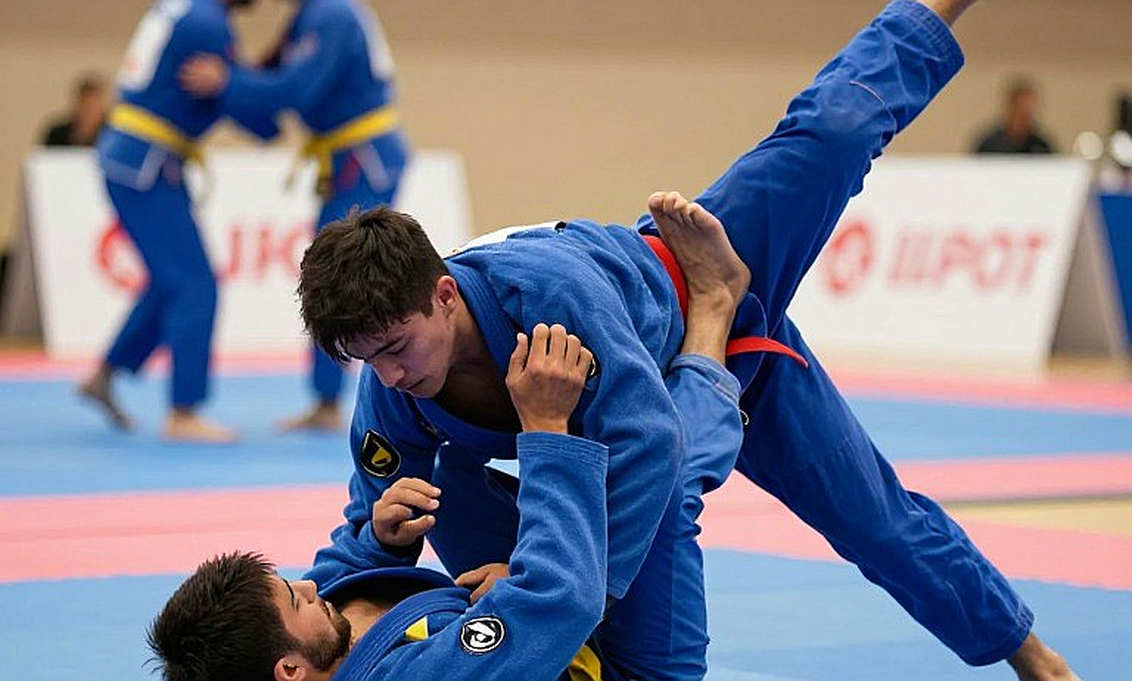 Phân tích chuyên sâu: Alexander Volkanovski có thể đối mặt thử thách mới sau UFC 333
