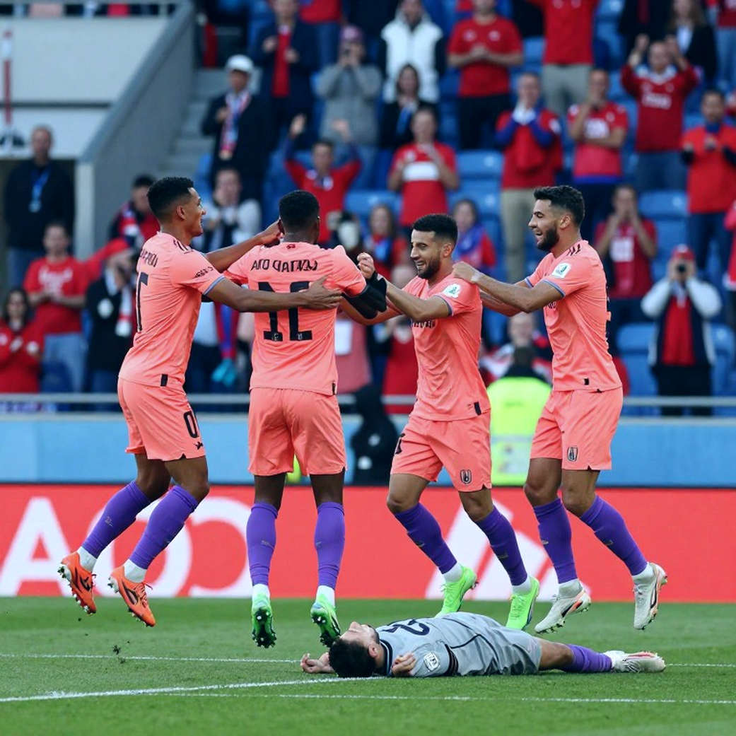 PSG mất Kvaratskhelia: bài toán nằm ở cơ chế hành lang trái, không nằm ở hai bàn thắng PSG mất Kvaratskhelia: bài toán nằm ở cơ chế hành lang trái, không nằm ở hai bàn thắng