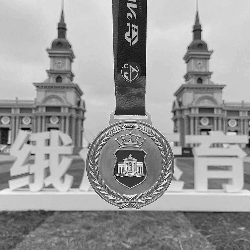 Bednarek và cú đúp Budapest: Từ 'người bạc' tới vinh quang Olympic