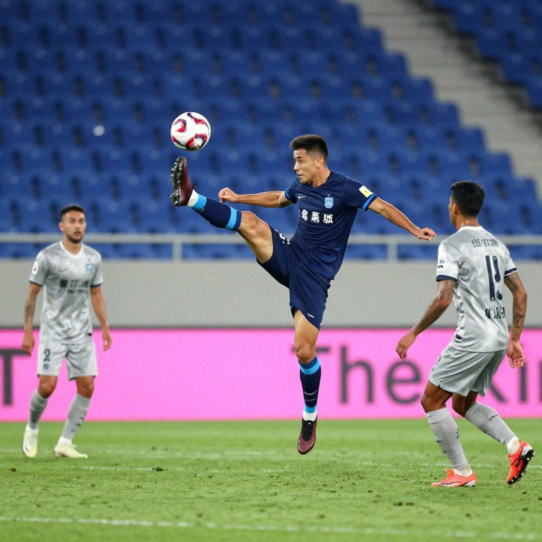 SLNA và khoảng trống 14 mét: chức vô địch V-League 2026 nằm ở nơi không ai thèm nhìn SLNA và khoảng trống 14 mét: chức vô địch V-League 2026 nằm ở nơi không ai thèm nhìn