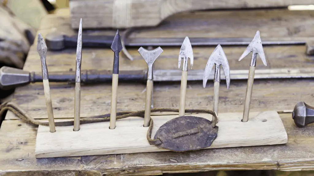 medieval arrow heads 1